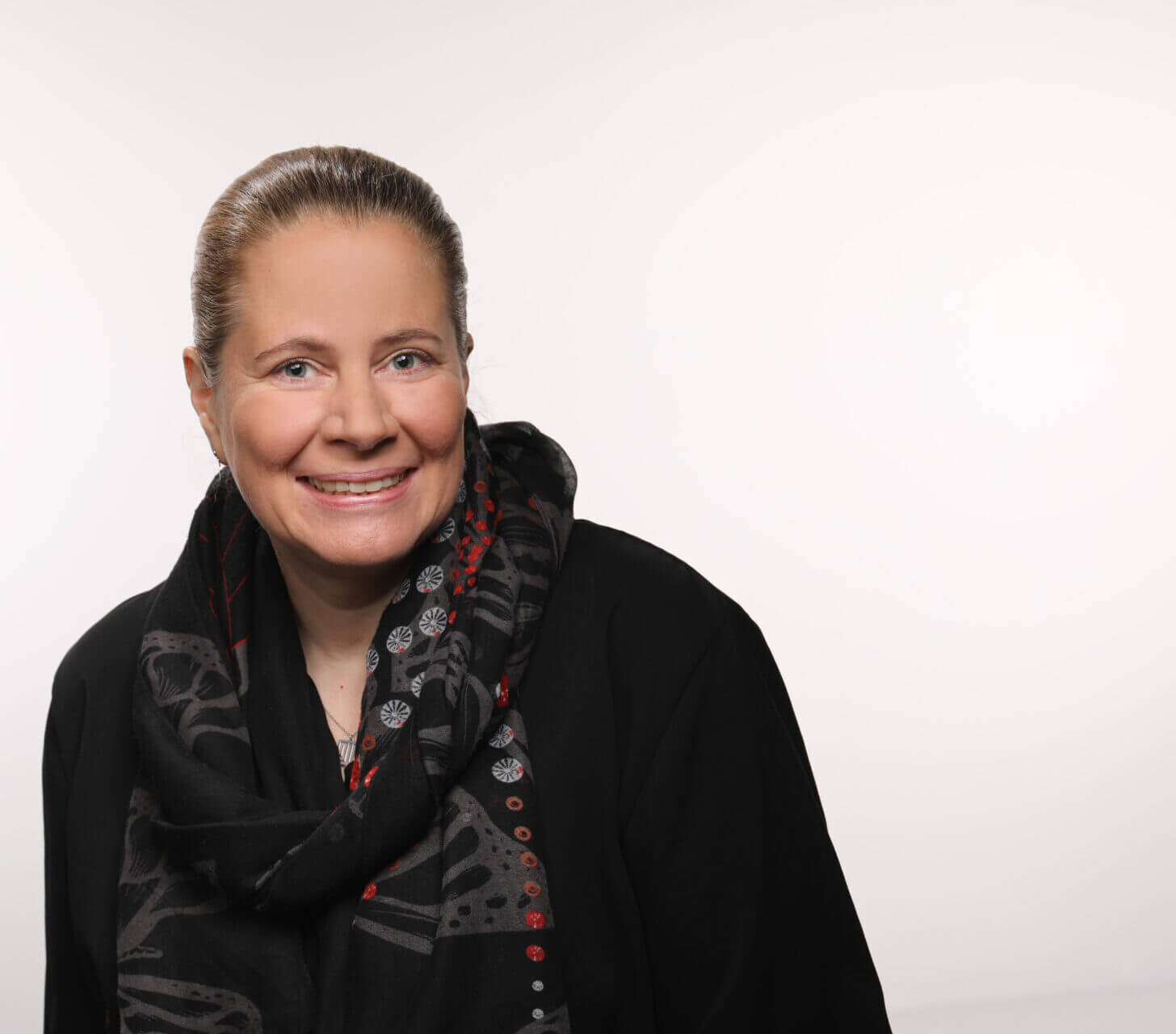 Astrid, professional coach and trainer at growwerk supporting international communication and leadership development.