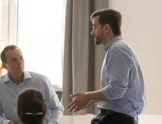 Teilnehmen und Leiten von Meetings Business Englisch Training Meetings